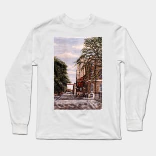 WAPPING HIGH STREET, LONDON AND THE TOWN OF RAMSGATE PUB Long Sleeve T-Shirt